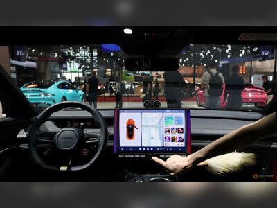 China’s EV Makers Face Mandatory Return to Physical Buttons and Door Handles in Driver-Distraction Safety Overhaul
