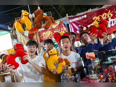 Curry Fishball Memorabilia Soars in Popularity at Hong Kong Lunar New Year Markets