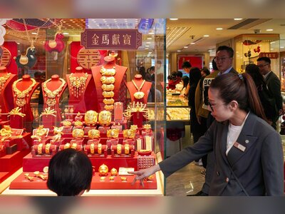Hong Kong Sees Strong Influx of Visitors Over Chinese New Year with Robust Retail and Gold Demand