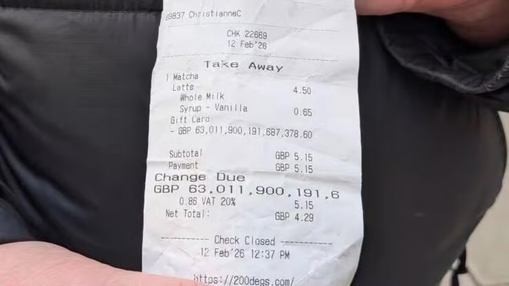 Woman Receives Gift Card for Christmas – Discovers It Is ‘Worth’ 63,000,000,000,000,000 Pounds