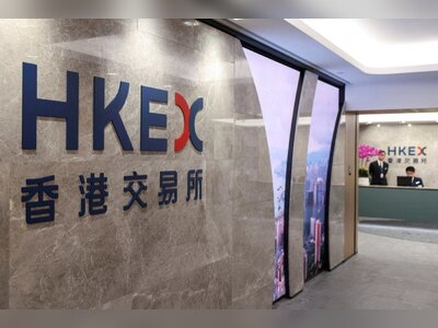 Hong Kong Exchange Proposes Looser Listing Rules to Attract More Global IPOs