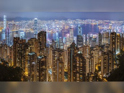 Chinese Tech Firms Turn to Hong Kong as Western Market Barriers Intensify