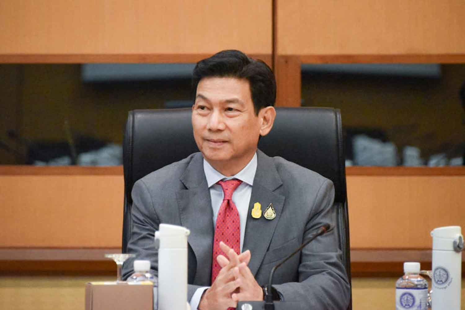 Former Deputy Prime Minister Parnpree Poised to Return as Foreign Affairs Adviser