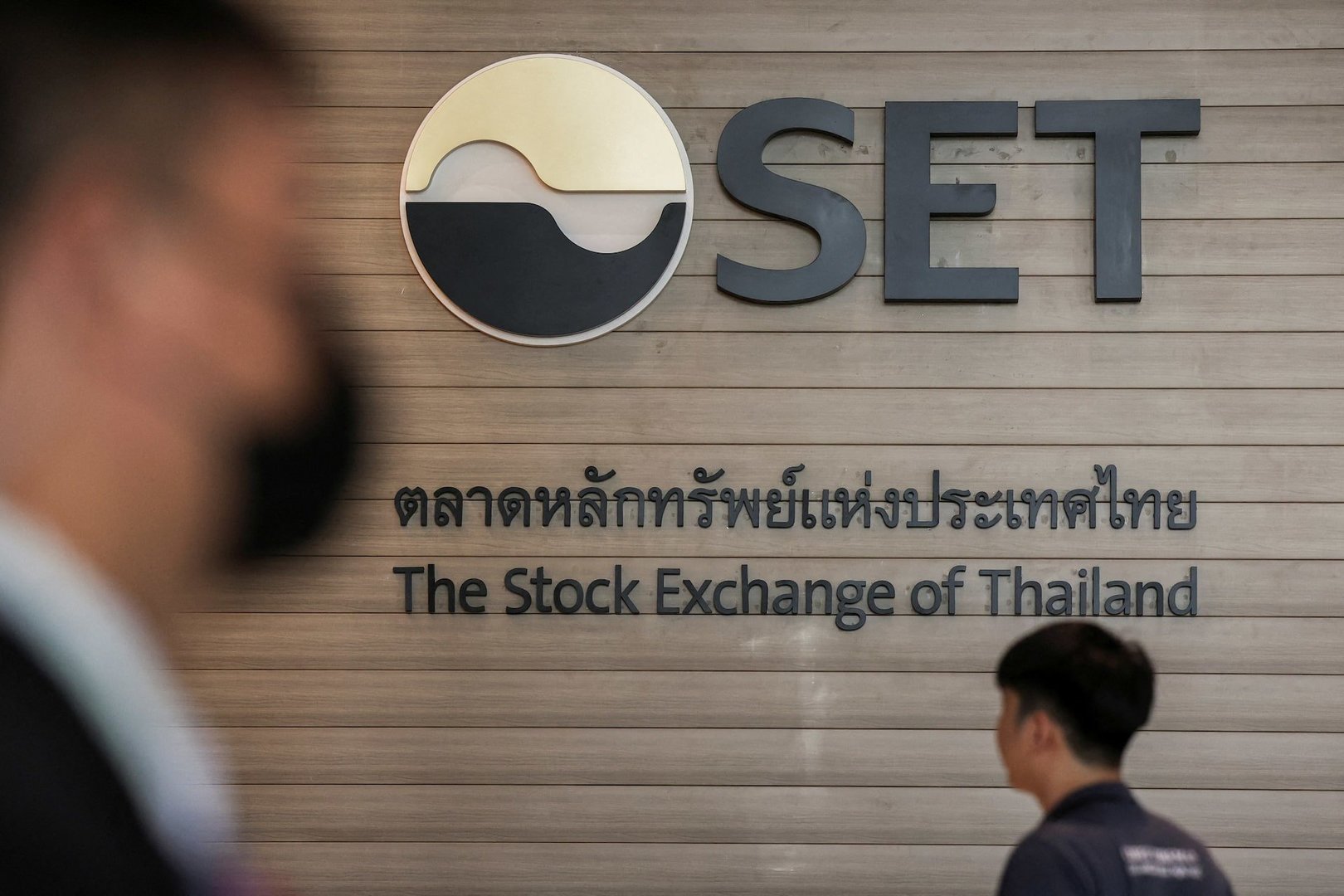 Global Tensions Trigger Foreign Outflows from Thailand as Energy Risks Weigh on Recovery