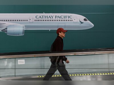 Cathay Pacific Plans Hong Kong Dollar Three-Year Bond Amid Regional Funding Activity