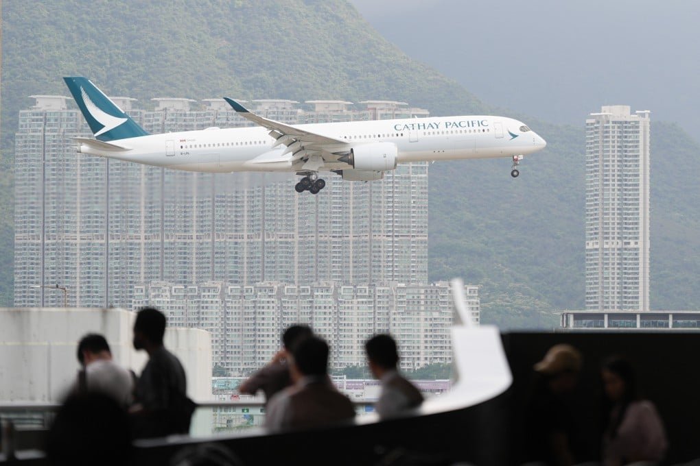 Passenger Dies After Falling Ill on Cathay Pacific Flight from UK to Hong Kong