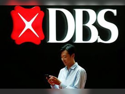 Hong Kong Banks Turn to Luxury Incentives as Competition for Mainland Chinese Deposits Intensifies