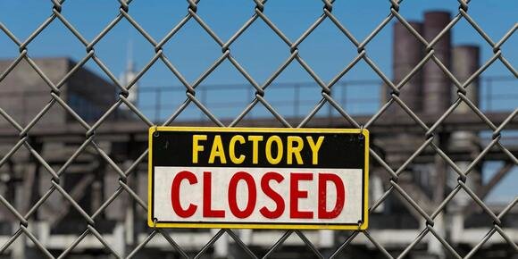 Middle East conflict disrupts Thai exports as factory shutdowns and layoffs spread across key industries