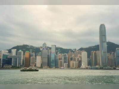 Bitcoin Nears $80,000 as Asian Demand Softens and Hong Kong Tech IPO Surge Reshapes Capital Flows