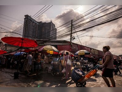Thailand Plans Major Debt Expansion to Shield Economy From Middle East Shock