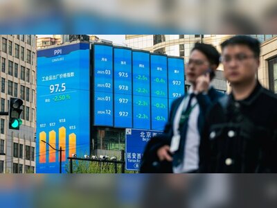 Hong Kong Stocks Edge Higher as China Data and Tech Optimism Lift Sentiment, CATL Trade Reverses Bearish Bets