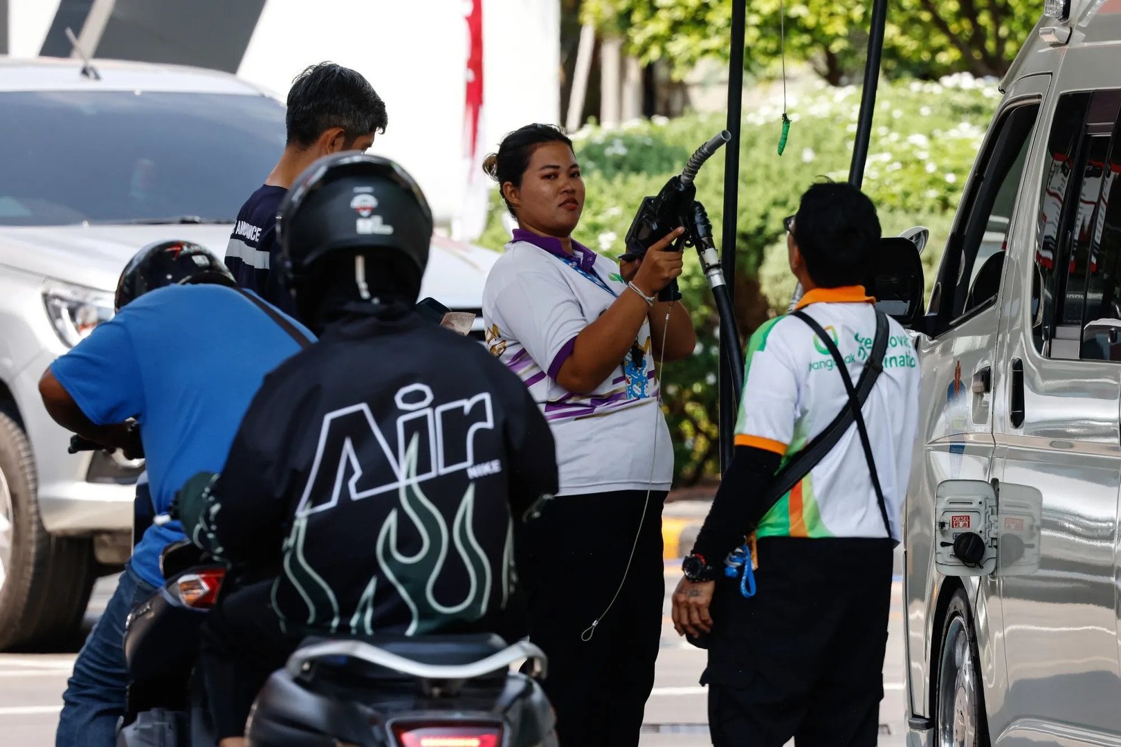 Oil Price Shock Pushes Thailand Inflation Toward Upper Target Range as Costs Spread Through Economy
