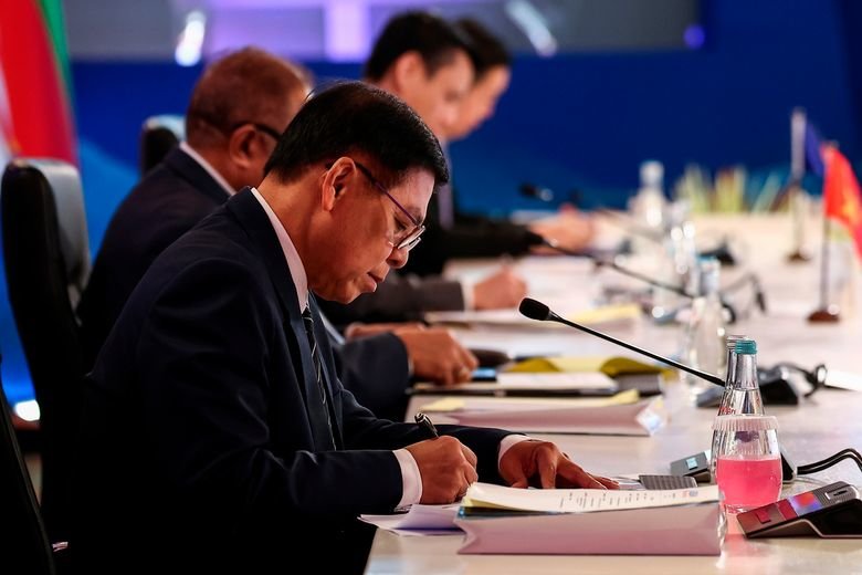 Southeast Asian Leaders Reaffirm Principles Amid Subtle Criticism of Middle East Conflicts