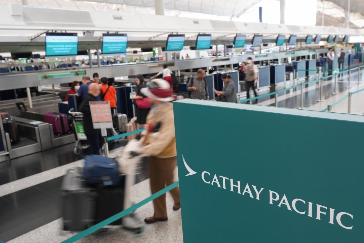 Cathay Pacific Cuts Fuel Surcharges as Oil Market Volatility Eases Pressure on Airfares