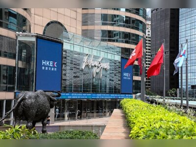 Hong Kong Stocks Face Pressure as Global Rates, China Slowdown, and Liquidity Shifts Converge