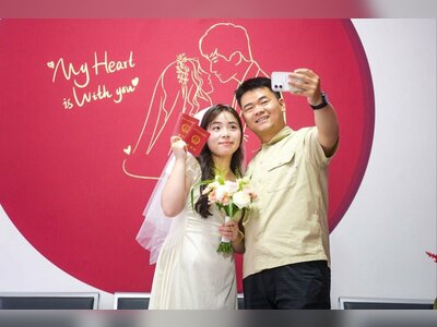 China’s Marriage Slump Signals Deepening Demographic and Economic Strain