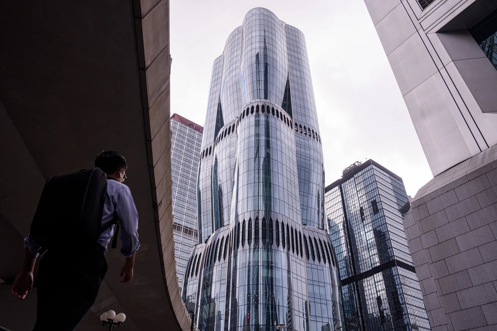 Millennium-Linked Hedge Fund Retreats From Hong Kong Office Space as Finance Market Splits in Two
