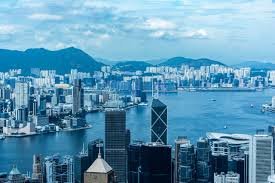 Hong Kong Stock Exchange Outlook: Liquidity Strength, IPO Momentum, and Key Market Drivers Ahead