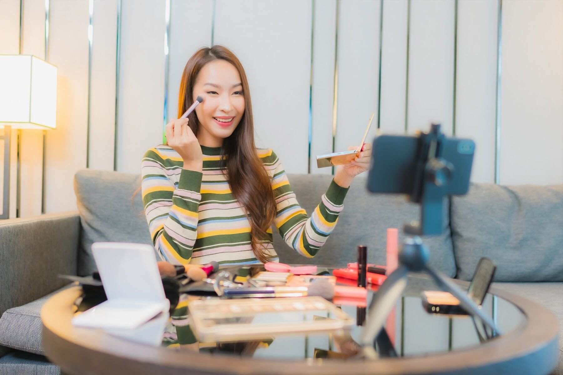 Thailand Faces Pressure to Regulate Rapidly Expanding 45-Billion-Baht Influencer Economy