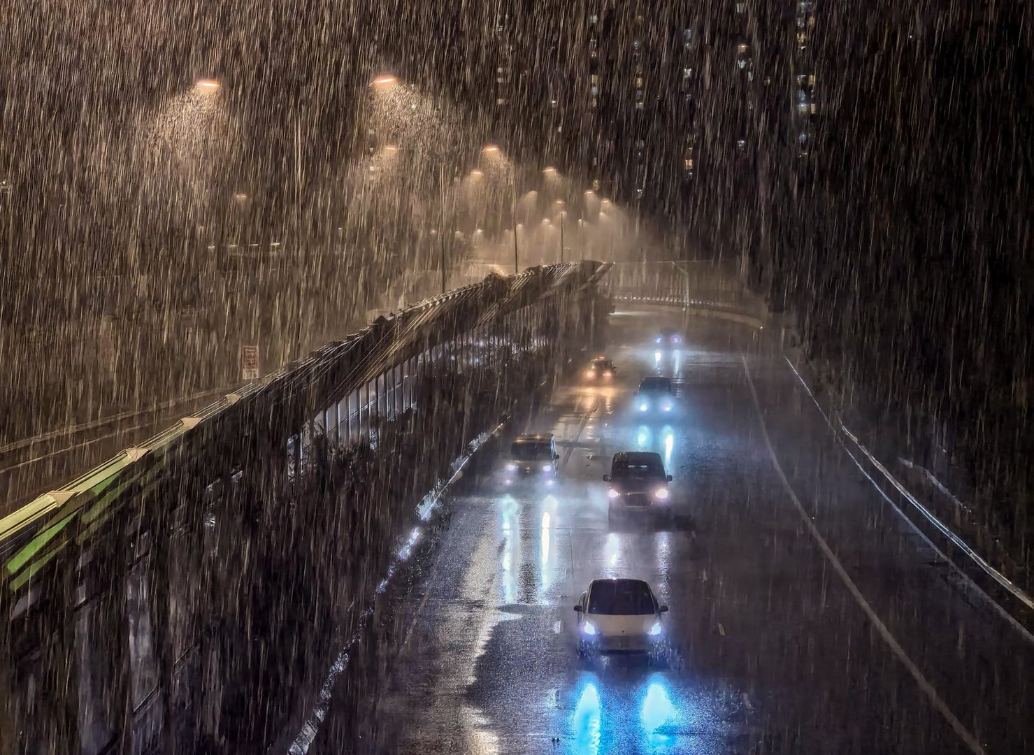 Severe Rainfall Floods Northern Hong Kong as New Territories Bear Brunt of Sudden Storm Burst