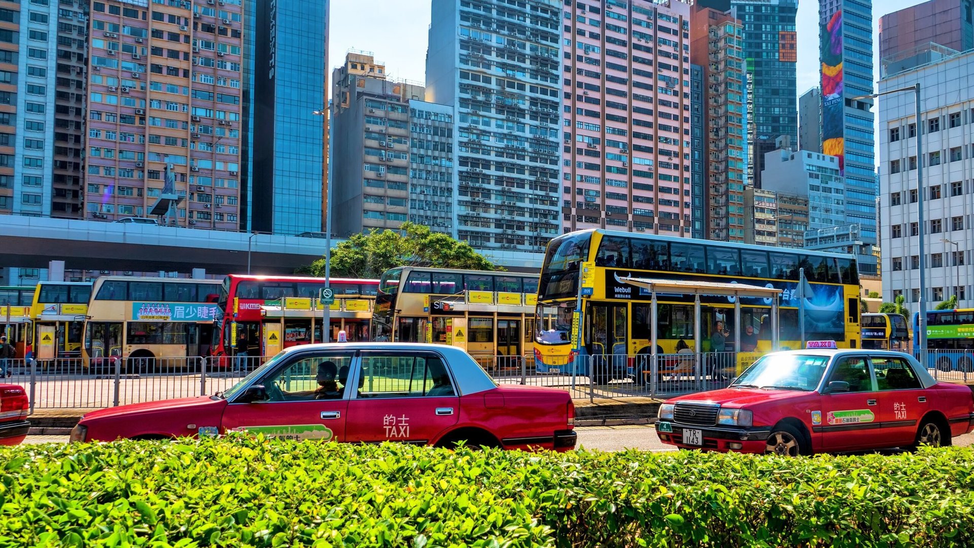 Hong Kong and China Signal Broadening Recovery as Growth Momentum Gradually Stabilizes
