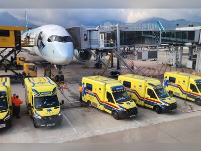 Severe In-Flight Turbulence Injures Passengers on Brisbane–Hong Kong Cathay Flight