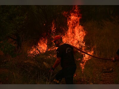 Massive Wildfires Ravage Southern Europe: Fatalities in Greece and Evacuations Across France, Spain, and Turkey